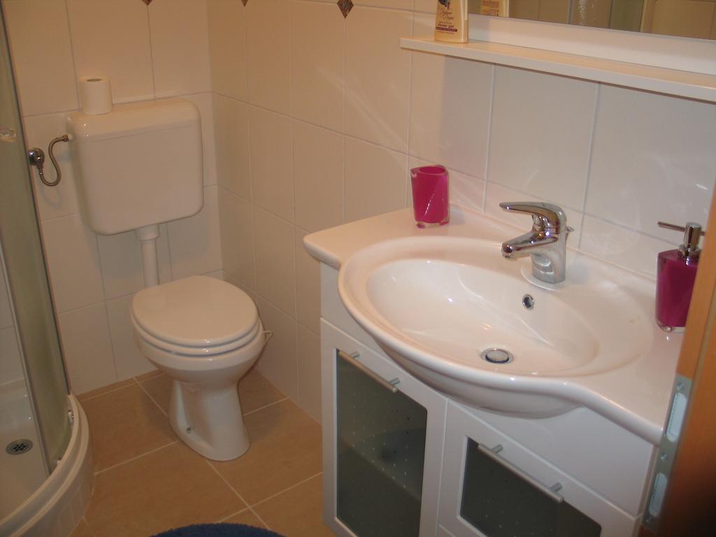 Prenocisca Angelin Hram, Tiny Apartments Markovec Ngoại thất bức ảnh