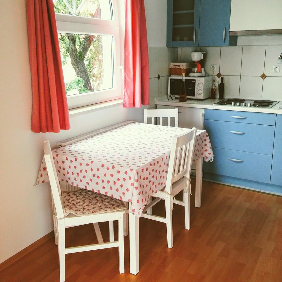Prenocisca Angelin Hram, Tiny Apartments Markovec Ngoại thất bức ảnh