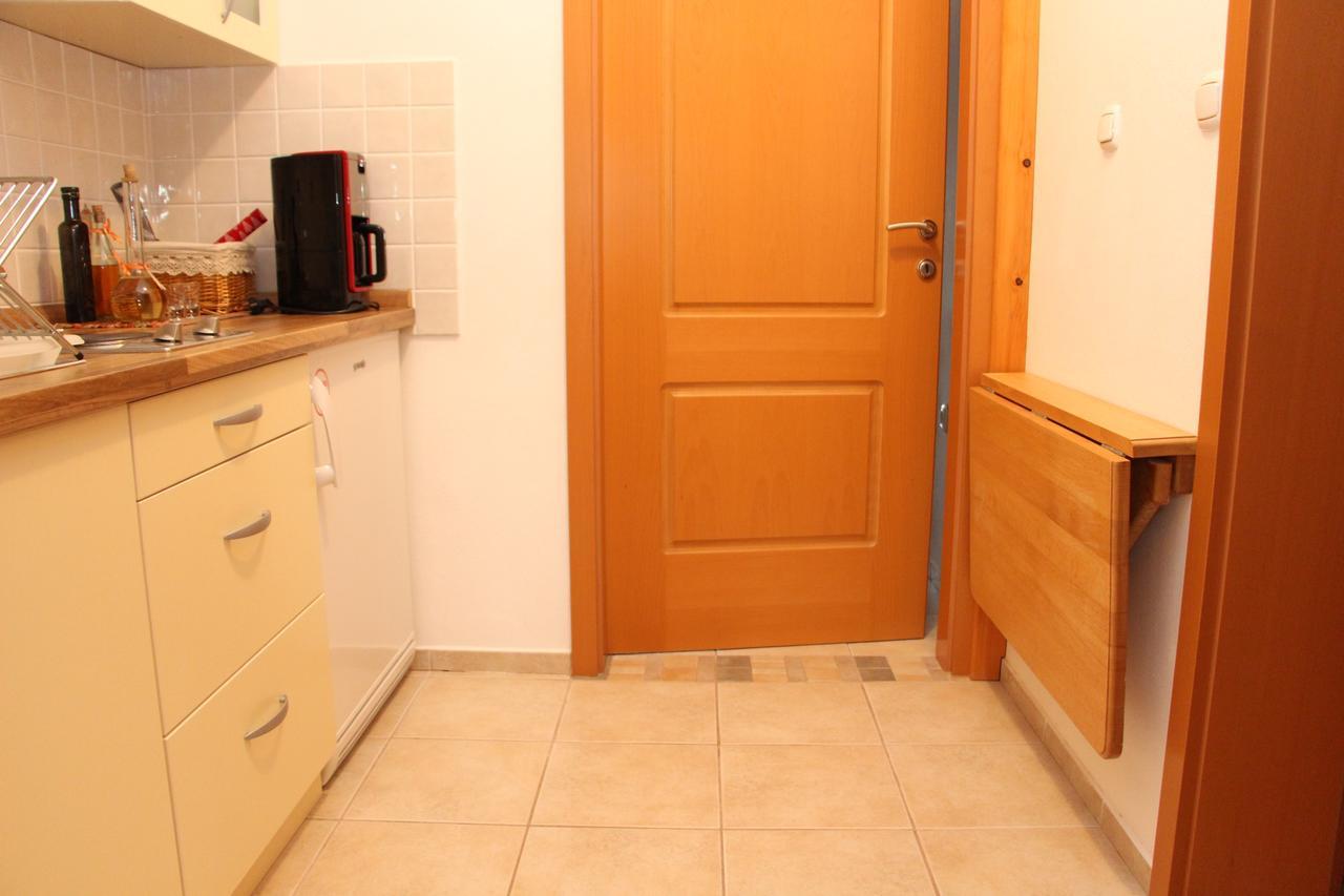 Prenocisca Angelin Hram, Tiny Apartments Markovec Ngoại thất bức ảnh
